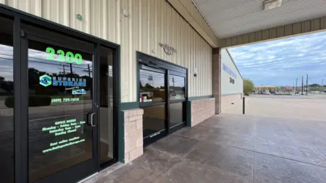 front entrance of super storage port neches